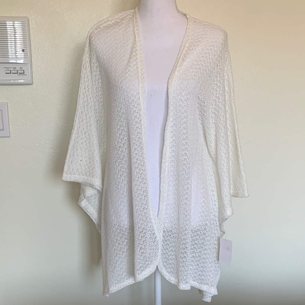 14th & Union Cream Open-Front Swim Coverup